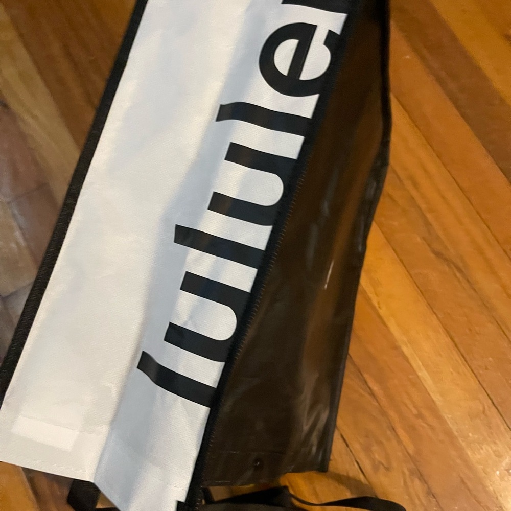 lululemon athletica Black and White Tote Bag - Picture 5 of 7